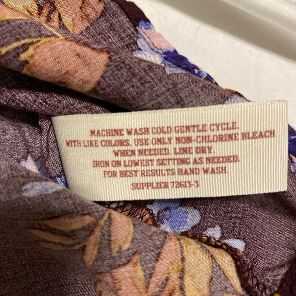 Arizona Jean Co. Floral Mesh Yoke Blouse – Maroon Multi – Size XXL - Picture 5 of 8